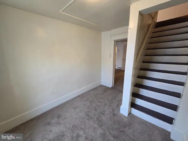 $800 | 519 West King Street, Unit 3, Martinsburg, WV 25401