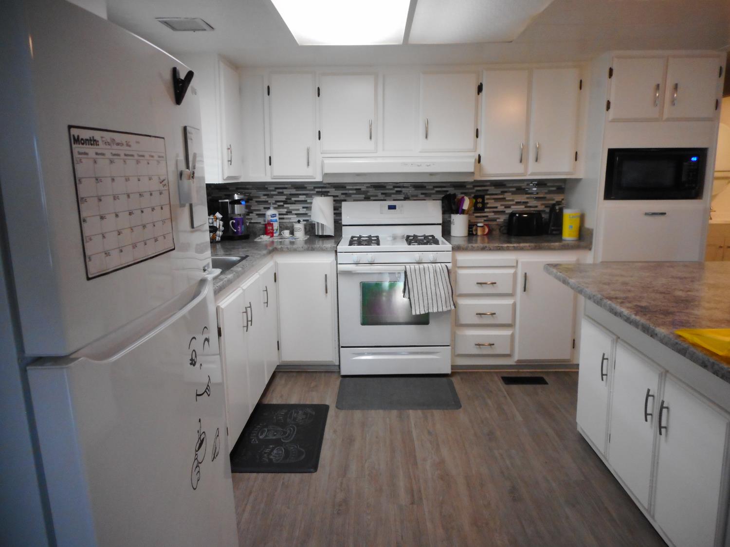 1400 North Tully Road, Unit 168 Turlock, CA 95380 - Photo 13 of 35