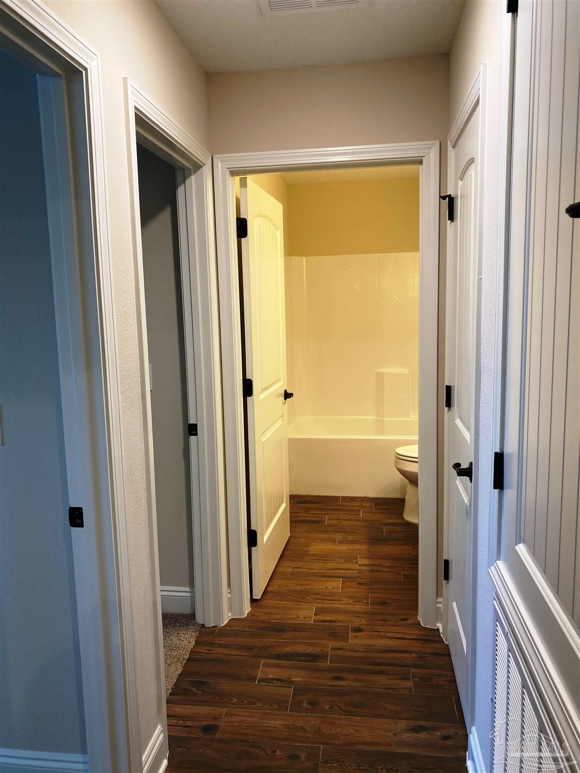 5472 South A Jones Road Milton, FL 32583 - Photo 19 of 29 Front hall leads to 2 bedrooms & 1 bathroom.