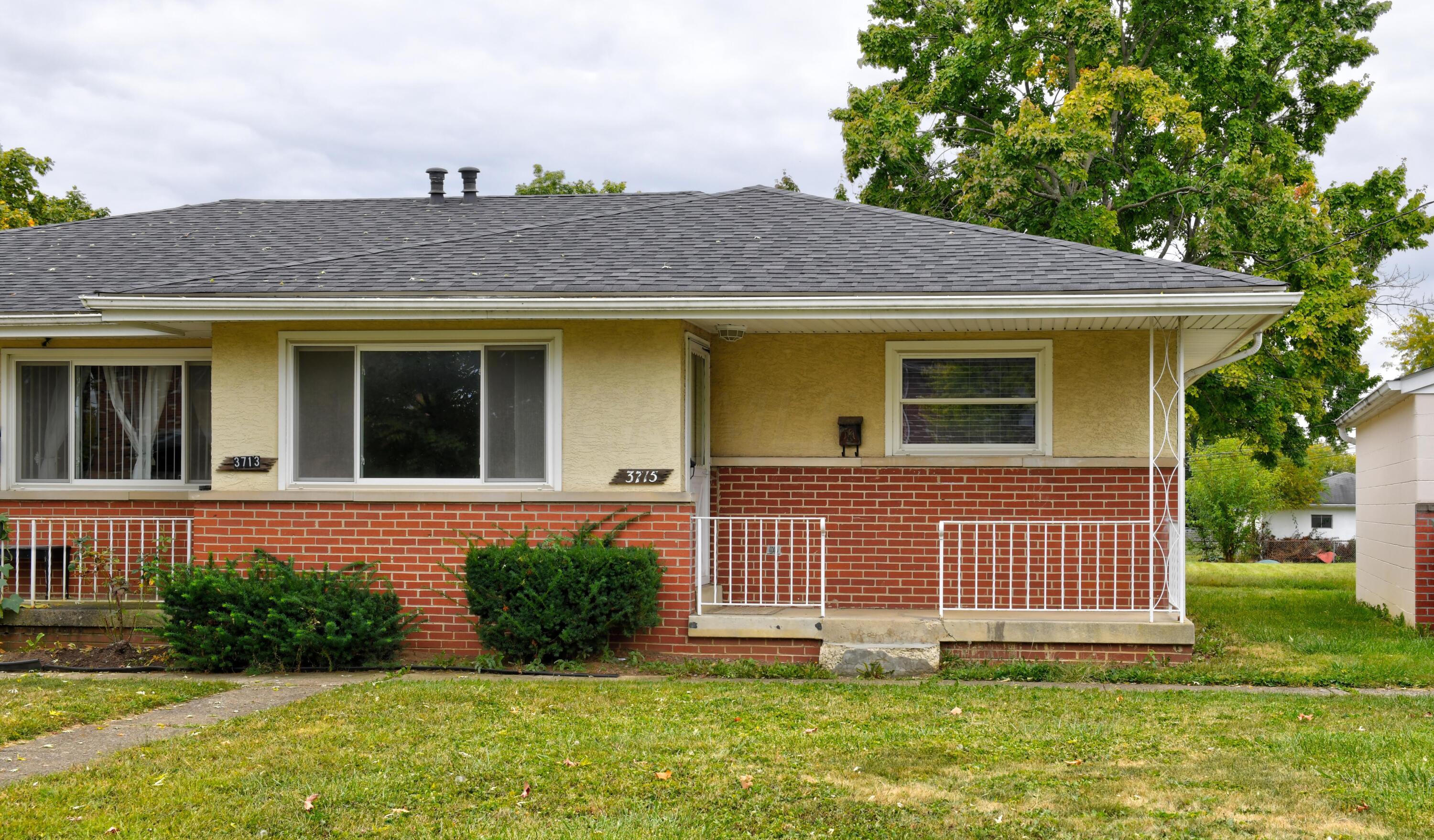3715 Arnelle Road Columbus, OH 43228 - Photo 2 of 24 Front Exterior (2)