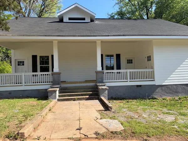 $150,000 | 707 East 7th Street, West Point, GA 31833
