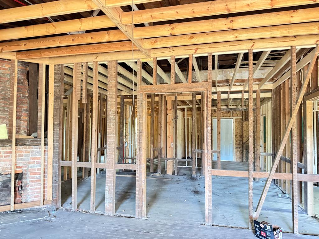 707 East 7th Street West Point, GA 31833 - Photo 12 of 21