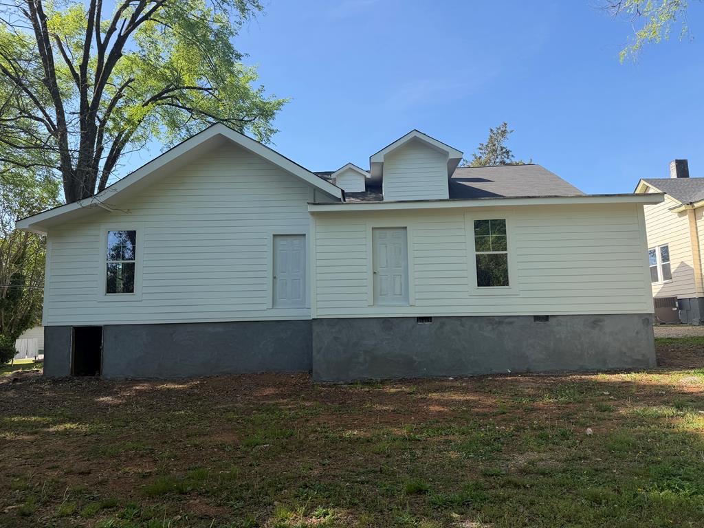 707 East 7th Street West Point, GA 31833 - Photo 6 of 21