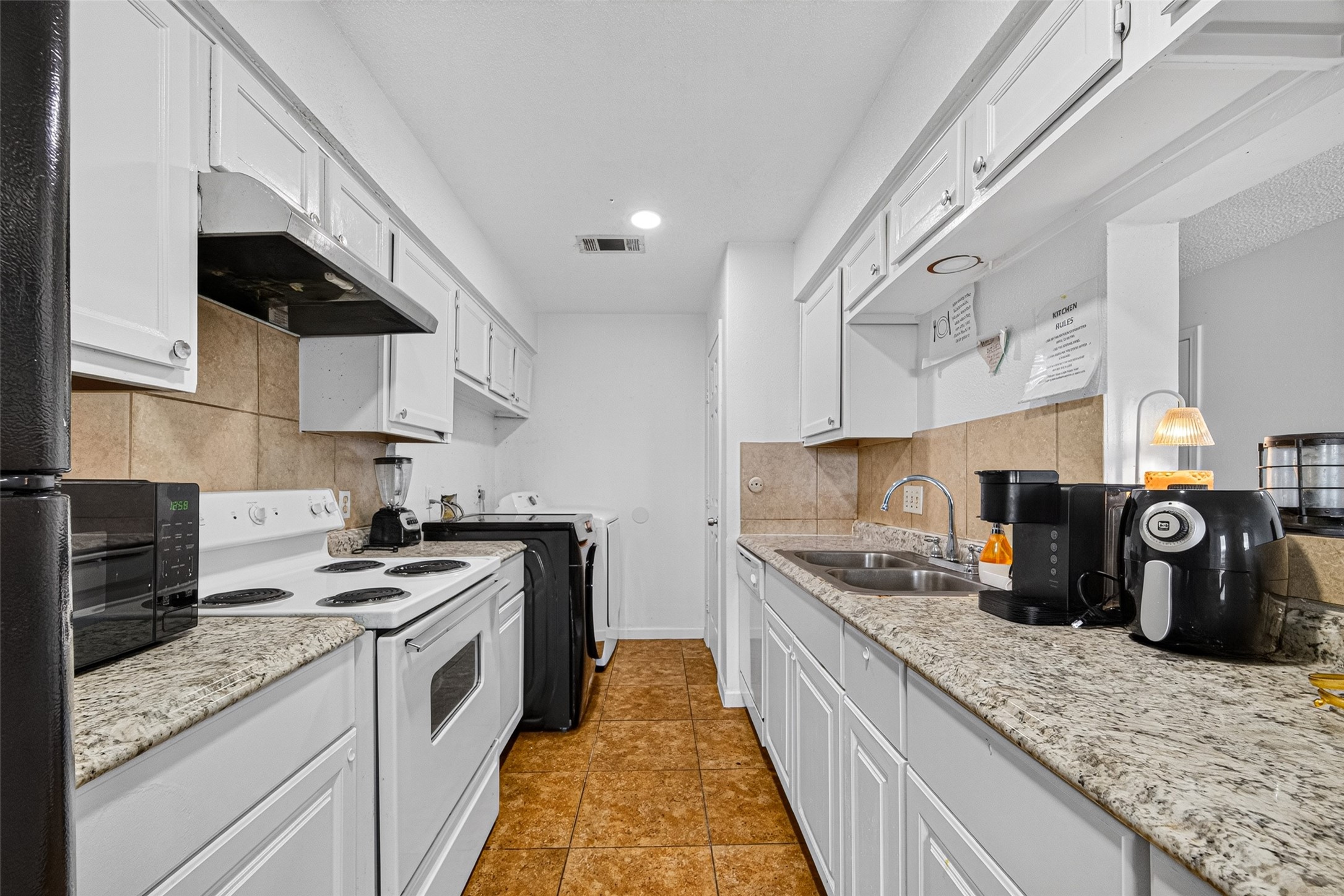 15507 Aldine Westfield Road Houston, TX 77032 - Photo 13 of 41