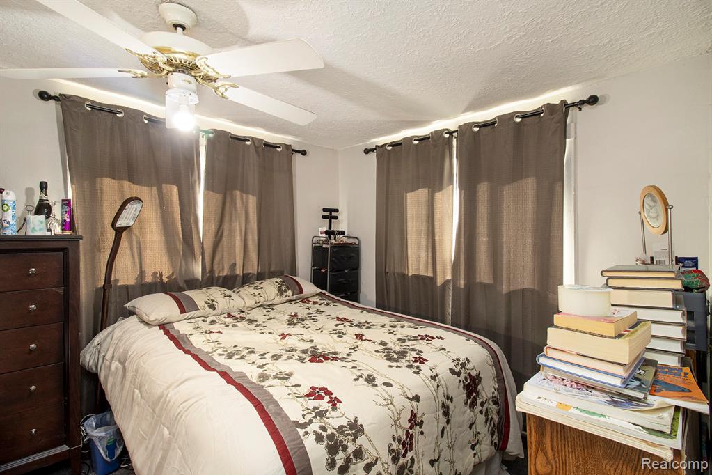 512 East Main Street Pinckney, MI 48169 - Photo 11 of 30