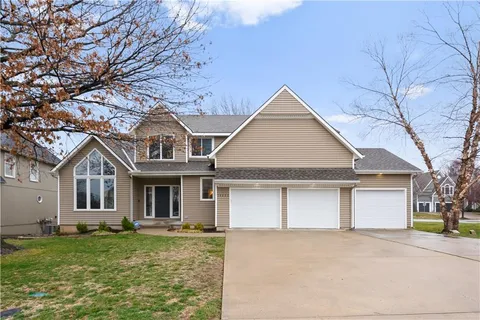 $595,000 | 14602 Hemlock, Overland Park, KS 66223