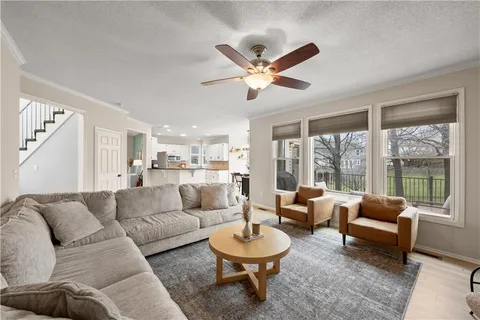 $595,000 | 14602 Hemlock, Overland Park, KS 66223