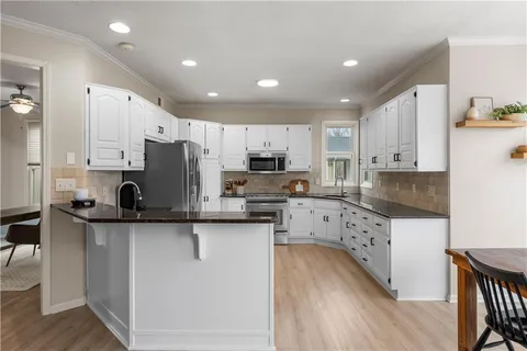 $595,000 | 14602 Hemlock, Overland Park, KS 66223