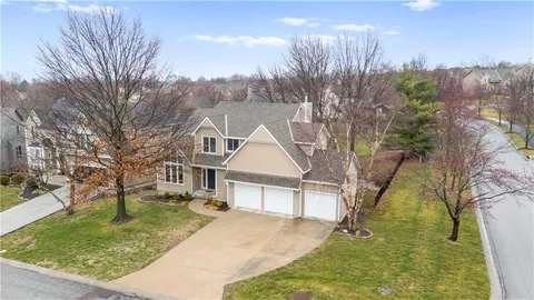 $595,000 | 14602 Hemlock, Overland Park, KS 66223