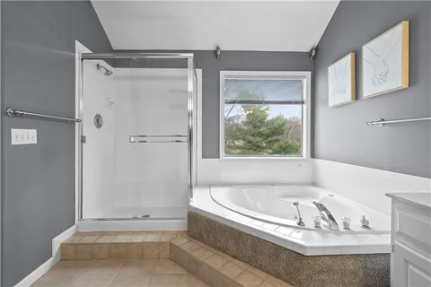 $595,000 | 14602 Hemlock, Overland Park, KS 66223