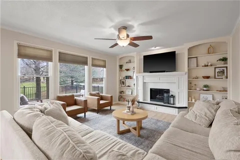 $595,000 | 14602 Hemlock, Overland Park, KS 66223