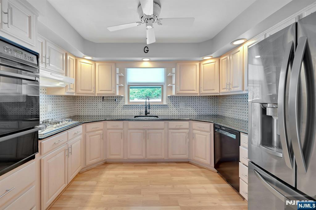 451 Chestnut Street Nutley, NJ 07110 - Photo 9 of 33
