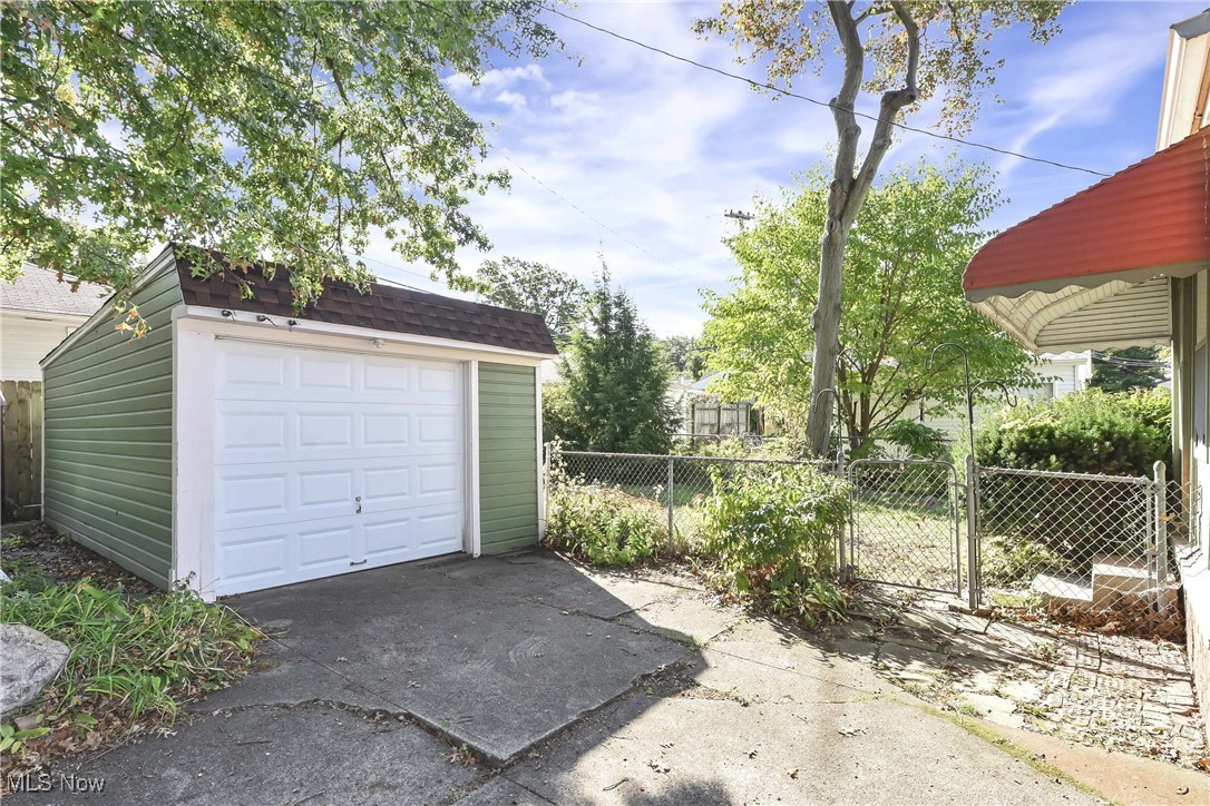 3127 Warren Road Cleveland, OH 44111 - Photo 36 of 39 Gallery Image 36