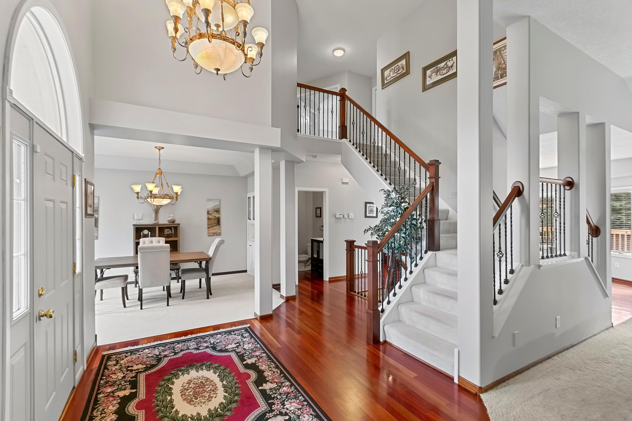 9243 Cold Stream Lane Eden Prairie, MN 55347 - Photo 3 of 42