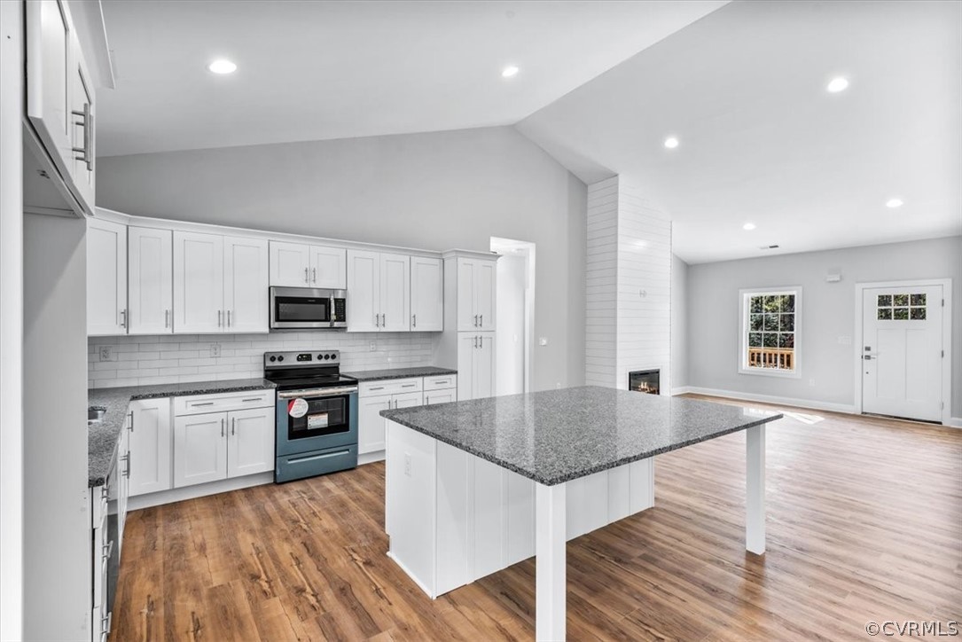 9770 Lott Cary Road Providence Forge, VA 23140 - Photo 5 of 27 Gallery Image 5