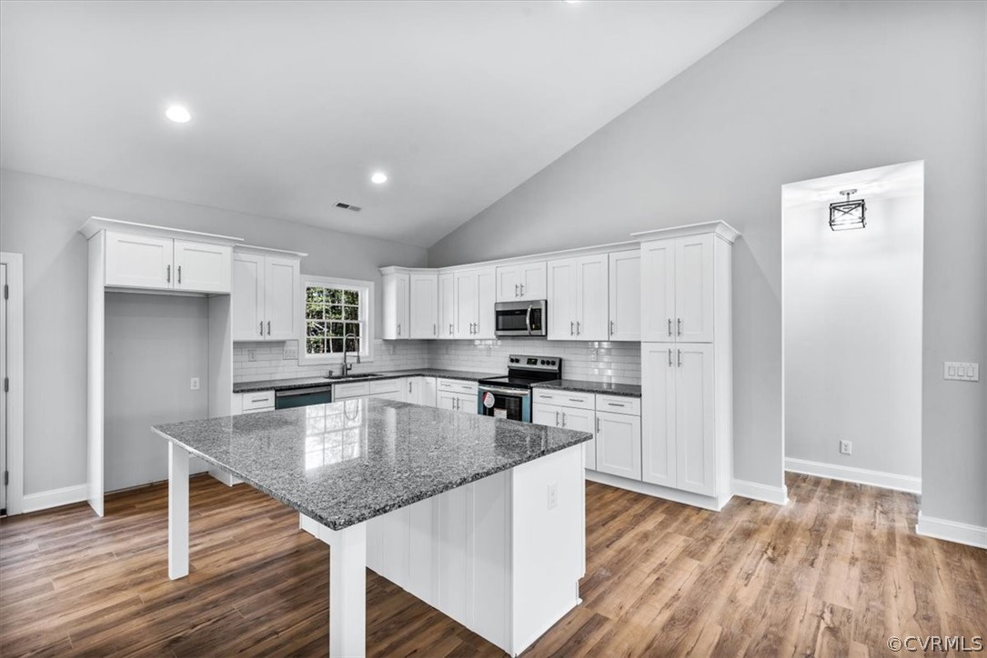 9770 Lott Cary Road Providence Forge, VA 23140 - Photo 6 of 27 Gallery Image 6