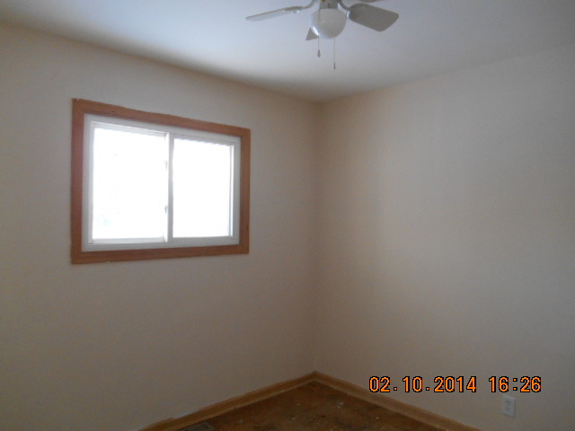 136 Thornhurst Road Bolingbrook, IL 60440 - Photo 2 of 10