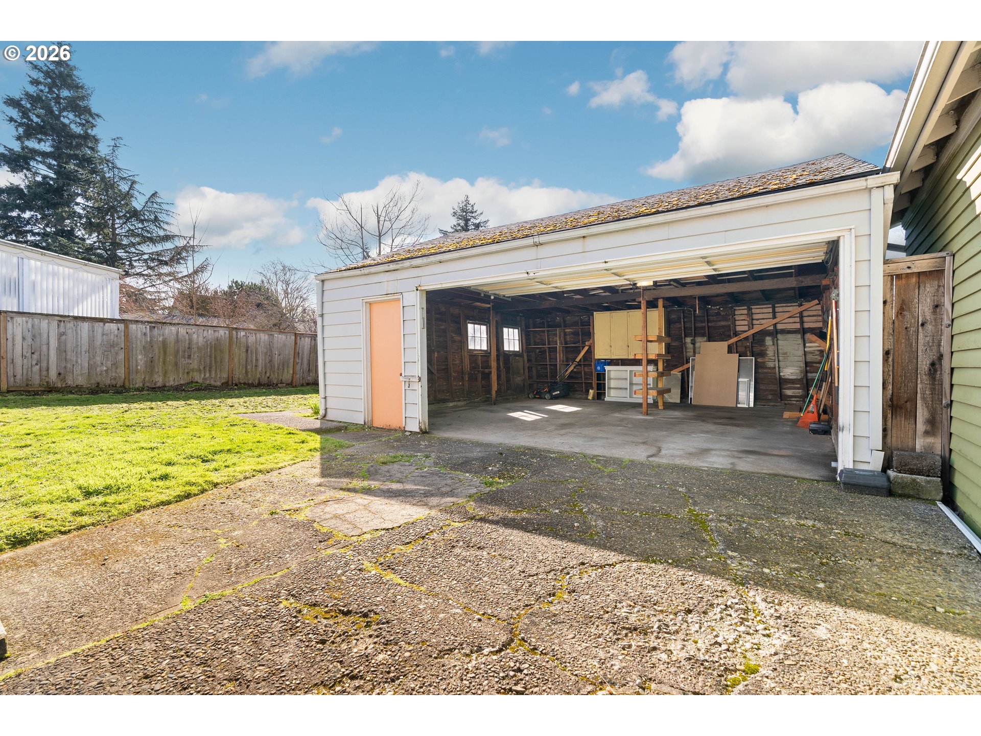 3215 Northeast 63rd Avenue Portland, OR 97213 - Photo 37 of 47 a view of a outdoor space