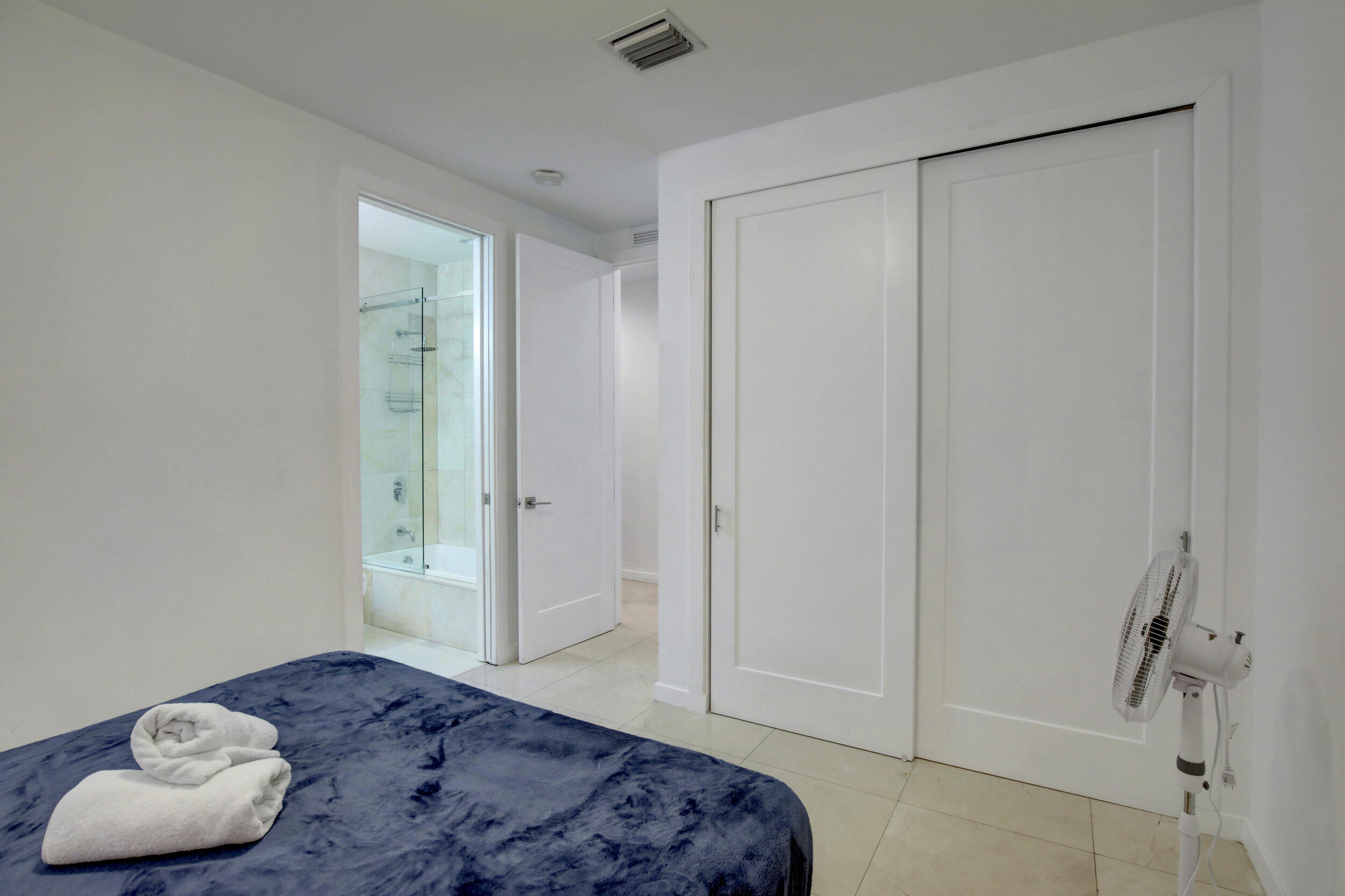 3089 Southwest 21st Street Miami, FL 33145 - Photo 6 of 39 _A7A2524_5_6_7_8