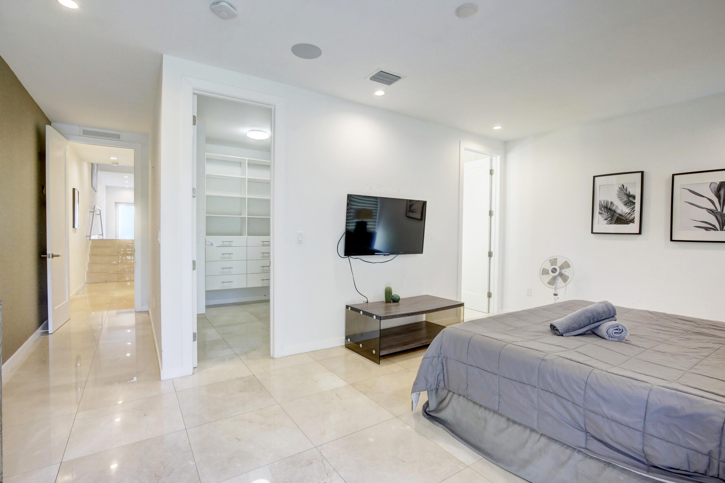 3089 Southwest 21st Street Miami, FL 33145 - Photo 9 of 39 _A7A2549_50_51_52_53