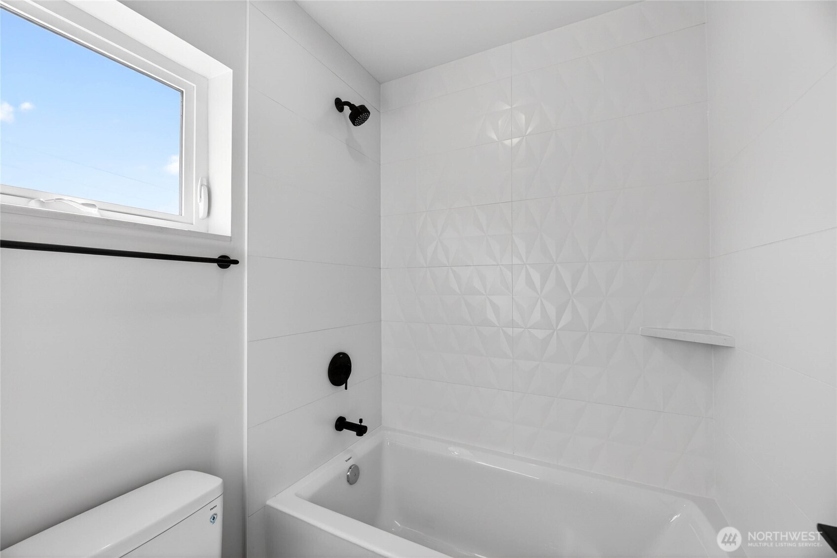 4144 44th Avenue Southwest Seattle, WA 98116 - Photo 25 of 35