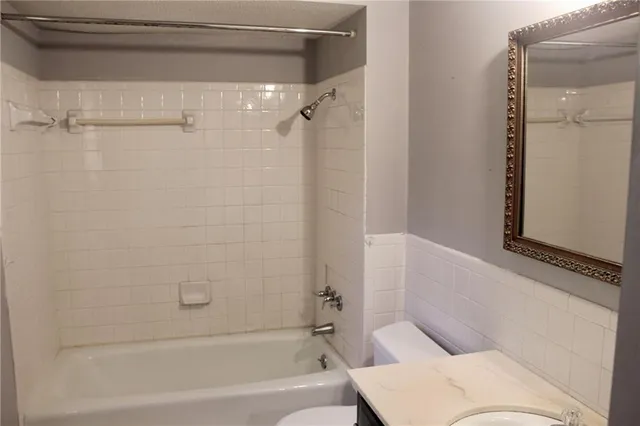 $325,000 | 7308 Crisp Avenue, Raytown, MO 64133