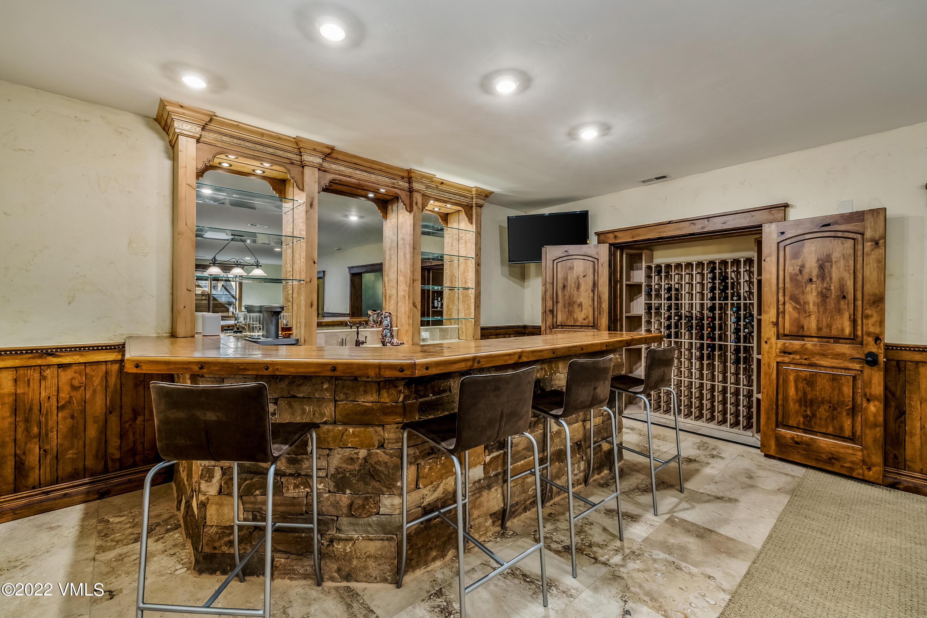 2376 Eagle Ranch Road Eagle, CO 81631 - Photo 18 of 52 a kitchen with a table and chairs in it