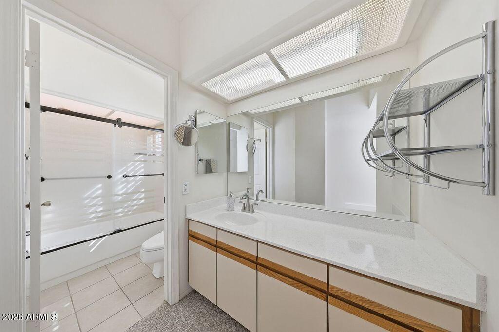 10017 East Mountain View Road, Unit 2091 Scottsdale, AZ 85258 - Photo 25 of 66 primary bath