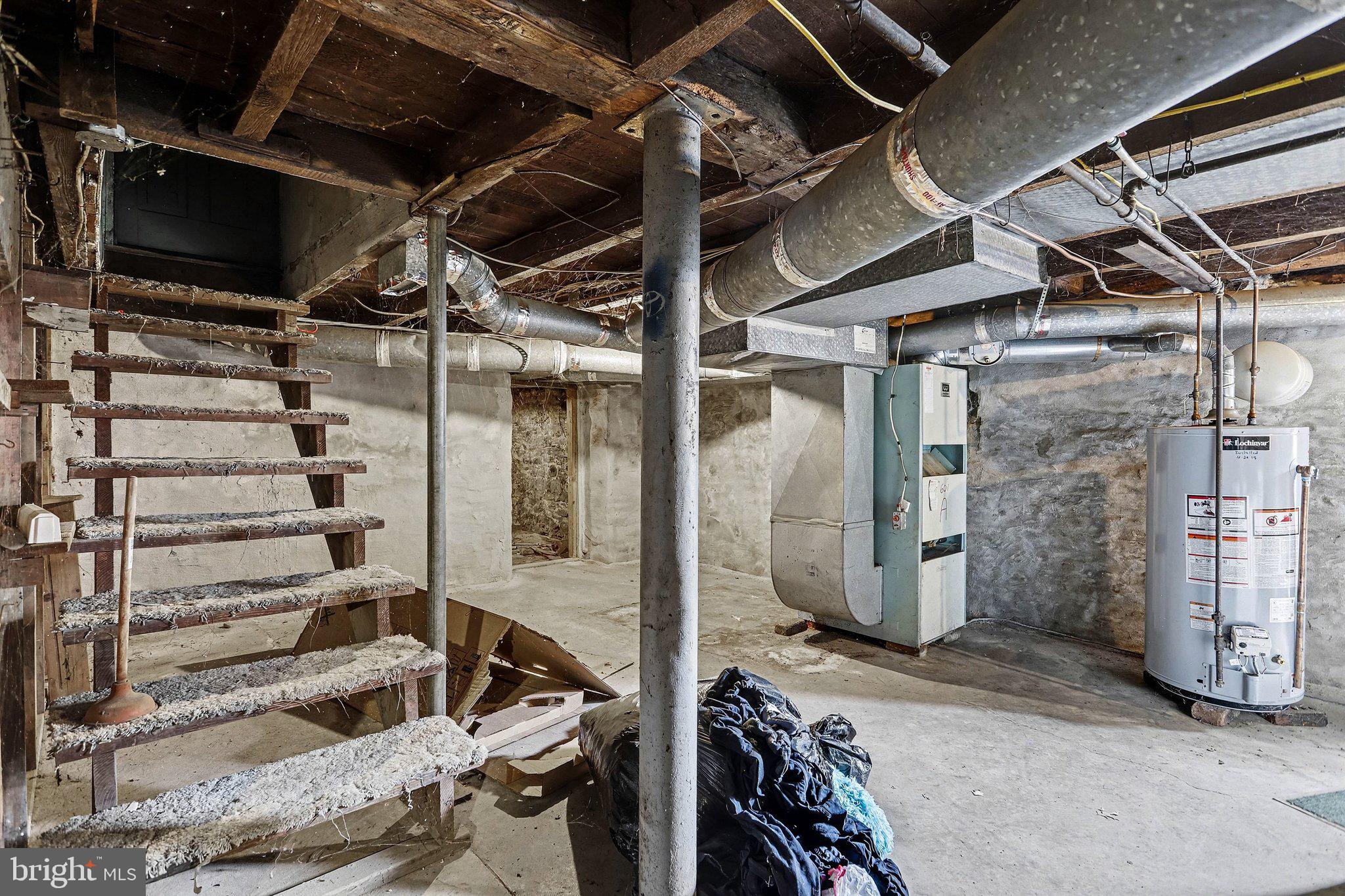 601 Maple Street Lebanon, PA 17046 - Photo 33 of 47 Spacious basement with potential charm.