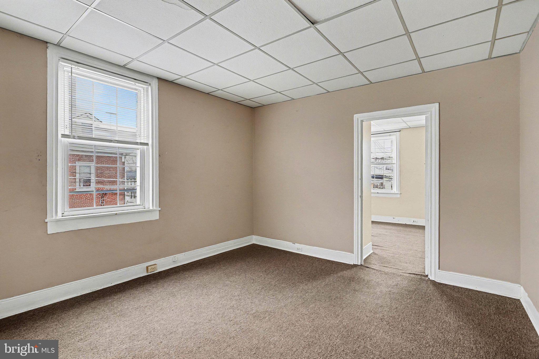 601 Maple Street Lebanon, PA 17046 - Photo 9 of 47 Spacious room with natural light.