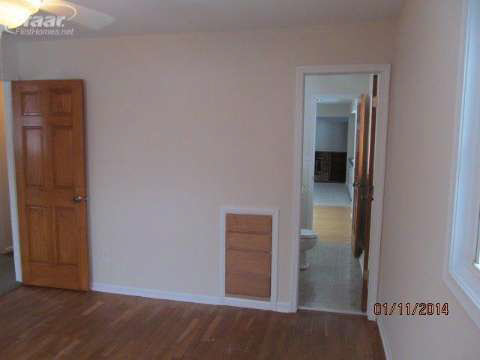 5389 River Ridge Drive Flushing, MI 48433 - Photo 7 of 27 20393125-6.JPG