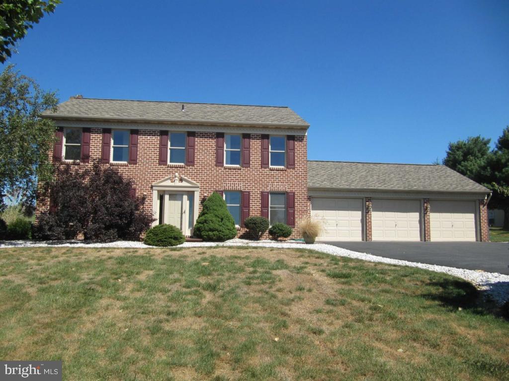 54 Fairview Road Lititz, PA 17543 - Photo 1 of 18