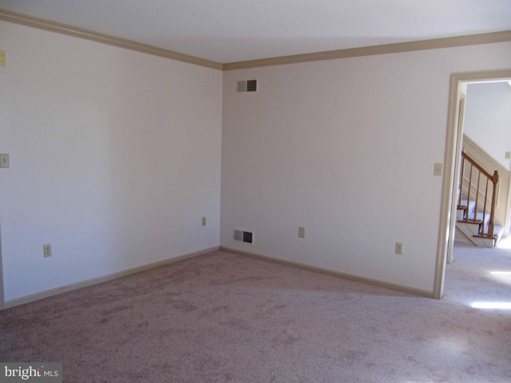 54 Fairview Road Lititz, PA 17543 - Photo 4 of 18