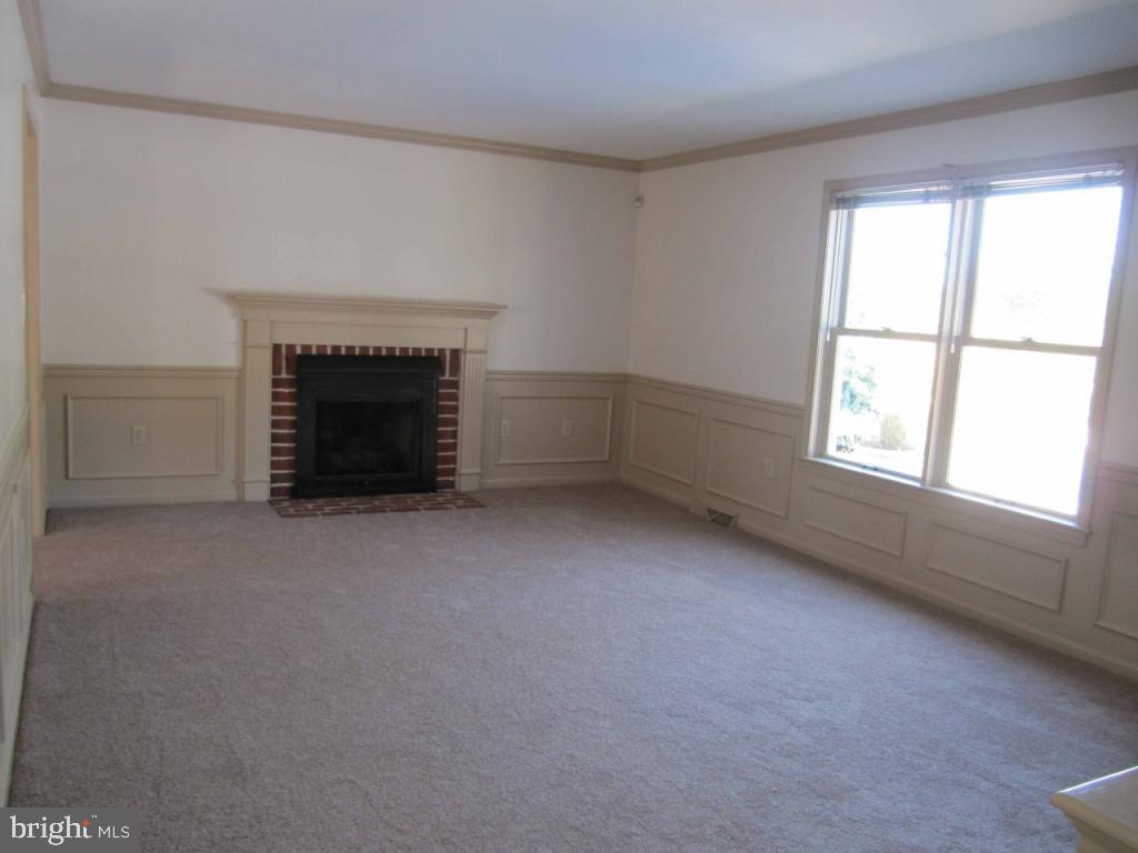 54 Fairview Road Lititz, PA 17543 - Photo 9 of 18