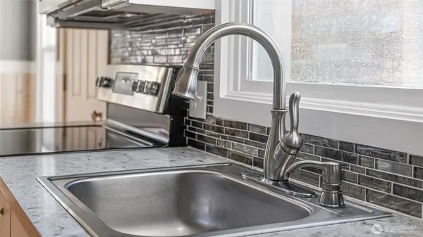 a close view of sink and tap