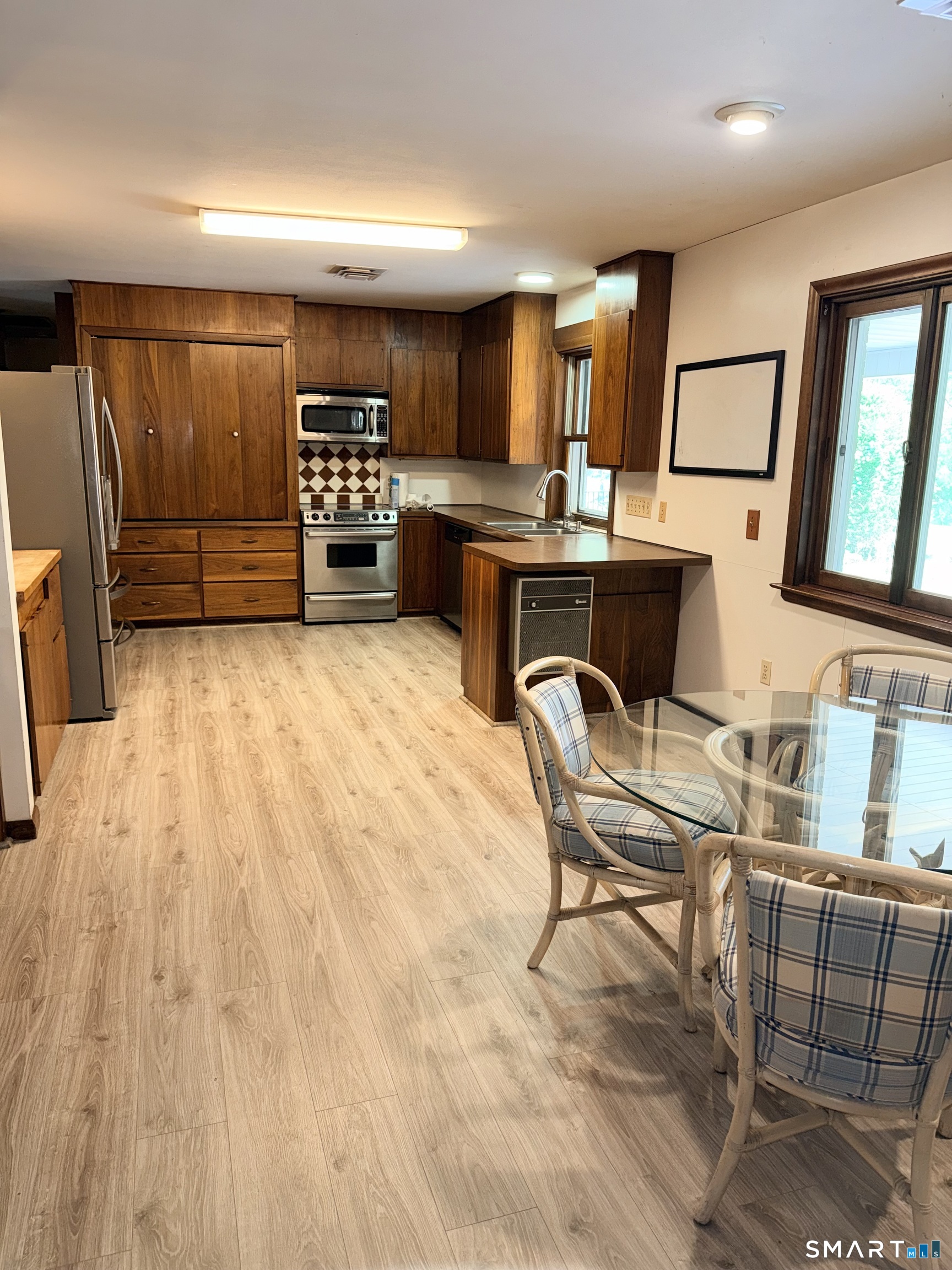 307 N Road East Windsor, CT 06016 - Photo 15 of 34 Gallery Image 15
