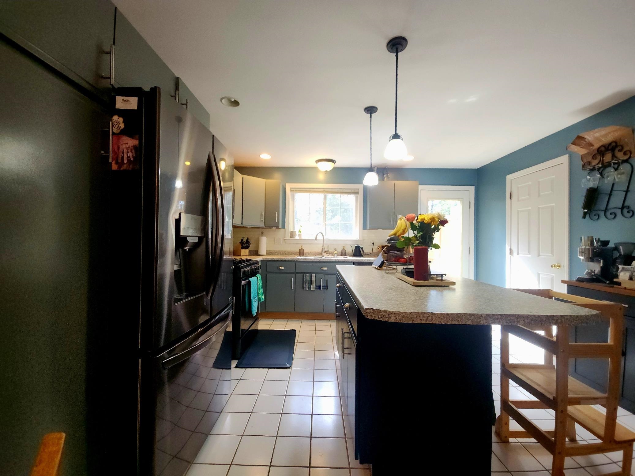 335 Calef Highway, Unit 2 Barrington, NH 03825 - Photo 6 of 29