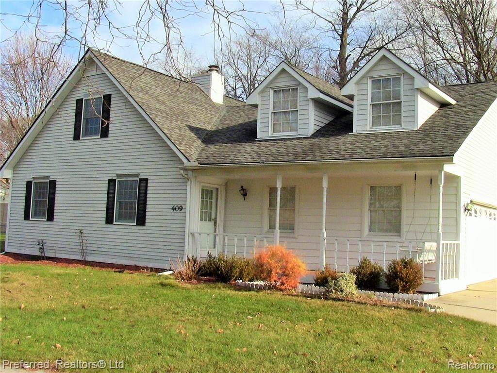 409 Buckingham Road Canton, MI 48188 - Photo 1 of 42 1-IMG_4713.JPG
