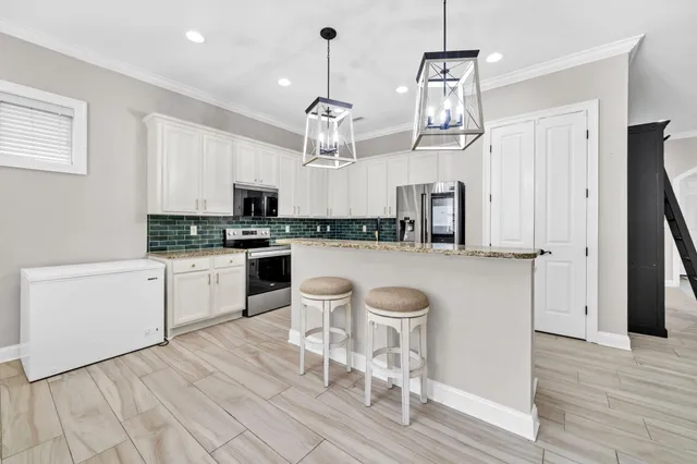 $649,900 | 750 Woods Drive, Niceville, FL 32578