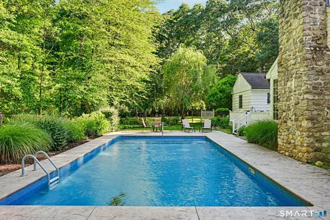 $1,450,000 | 75 Norfield Road, Weston, CT 06883