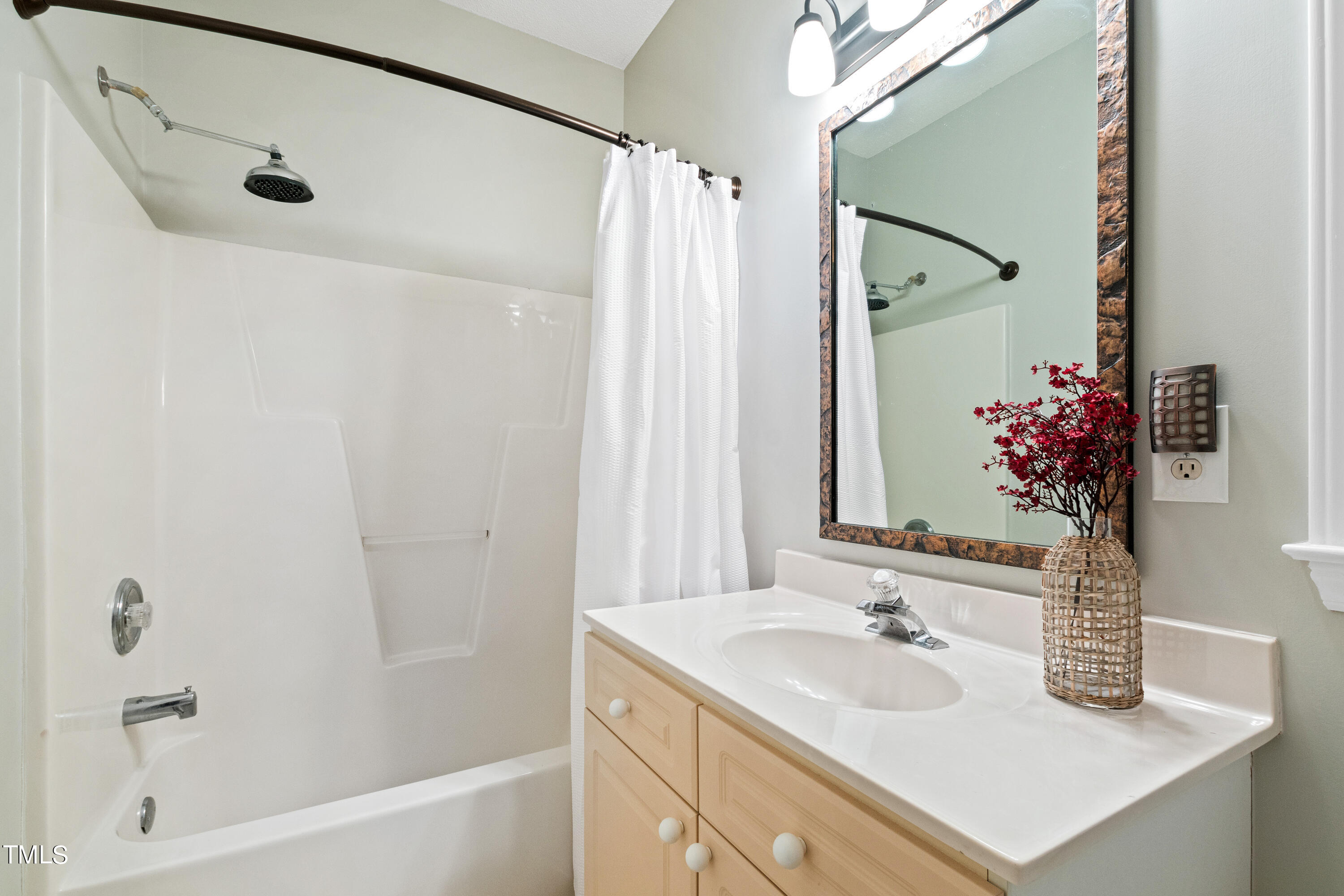 4 Creeks Edge Court Durham, NC 27713 - Photo 32 of 43 bathroom