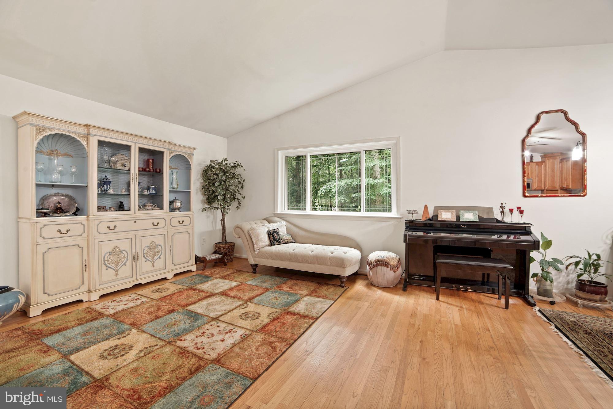 12308 Running Deer Road Manassas, VA 20112 - Photo 11 of 37 Gallery Image 11