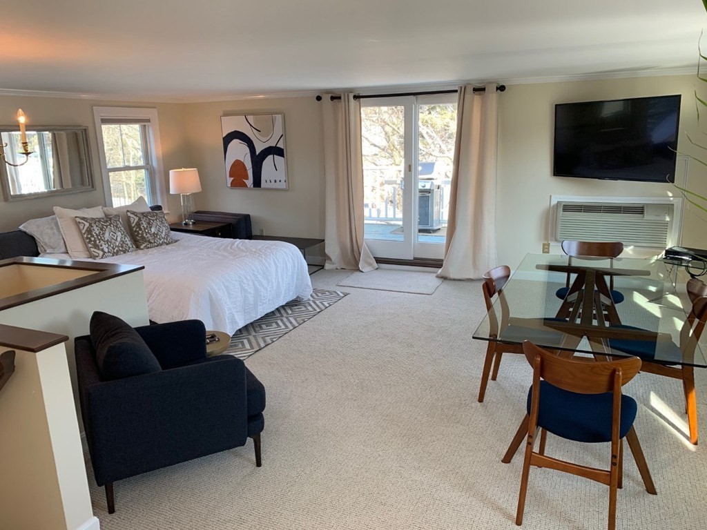 103 Central Street, Unit 3 Wellesley, MA 02482 - Photo 2 of 14