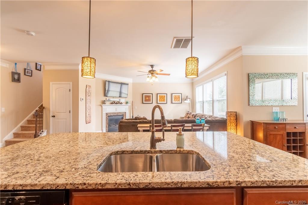15707 Foreleigh Road Huntersville, NC 28078 - Photo 11 of 44 Gallery Image 11