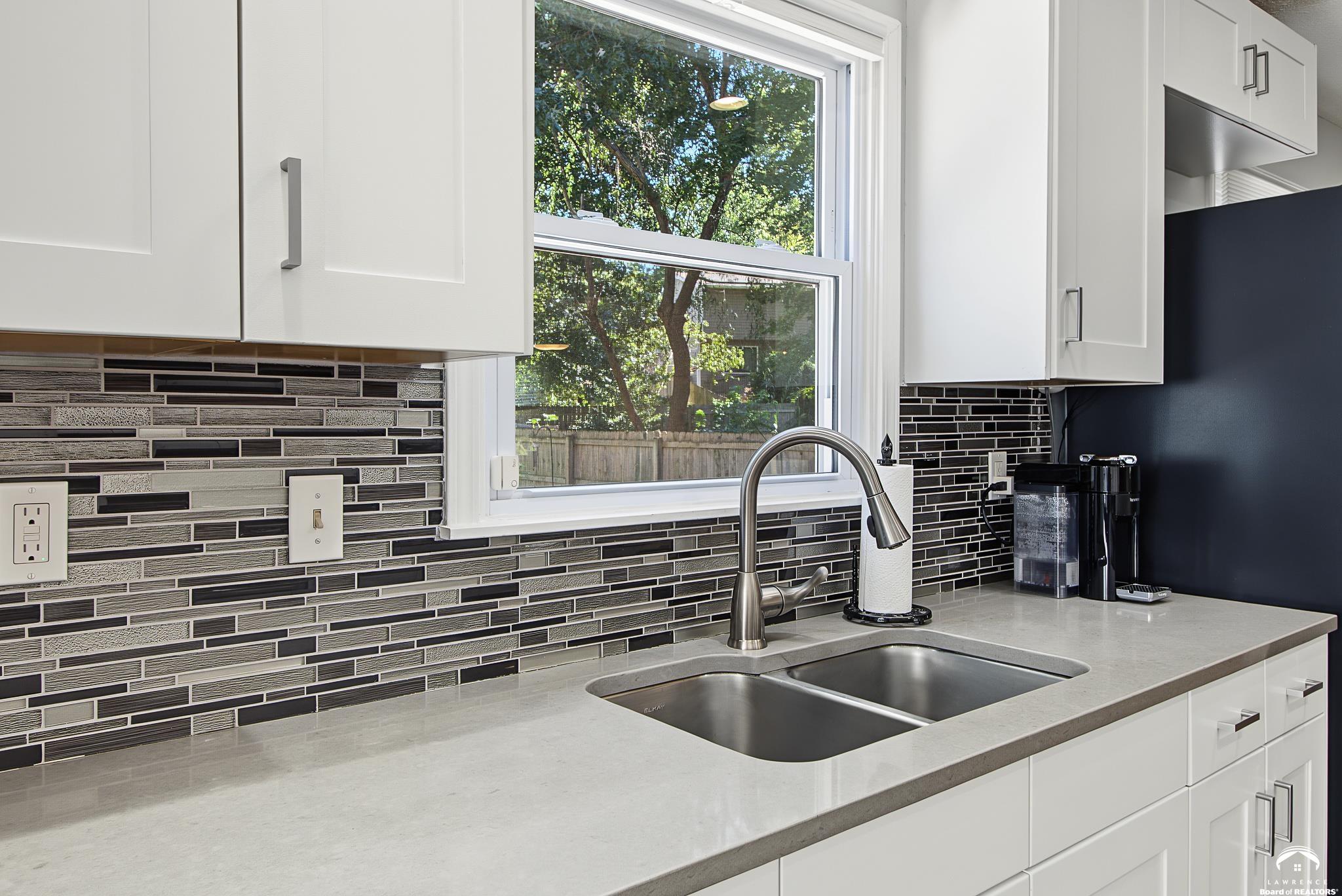4112 Harvard Road Lawrence, KS 66049 - Photo 14 of 78 Gallery Image 14