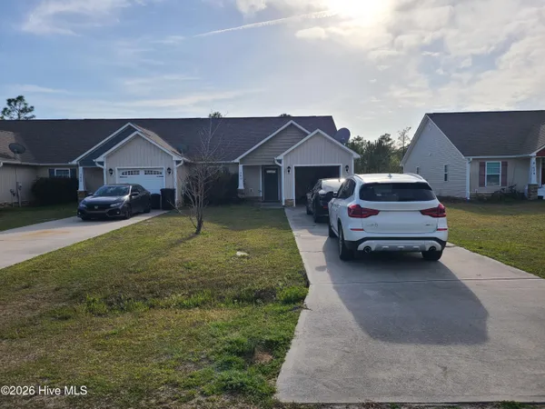 $1,350 | 180 Pine Hollow Road, Holly Ridge, NC 28445