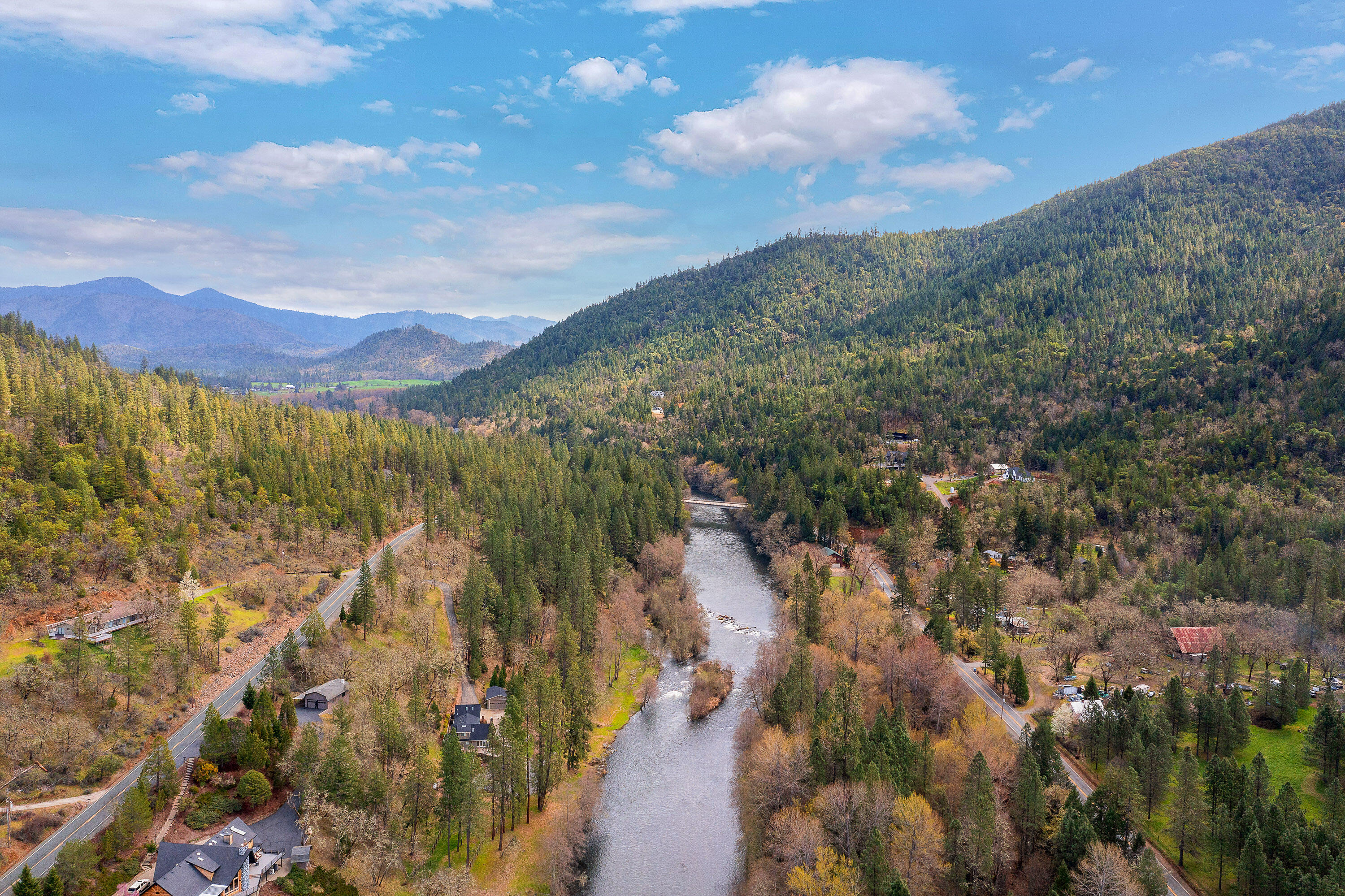 201 Keen Road Grants Pass, OR 97527 - Photo 28 of 33 Drone (6 of 6)