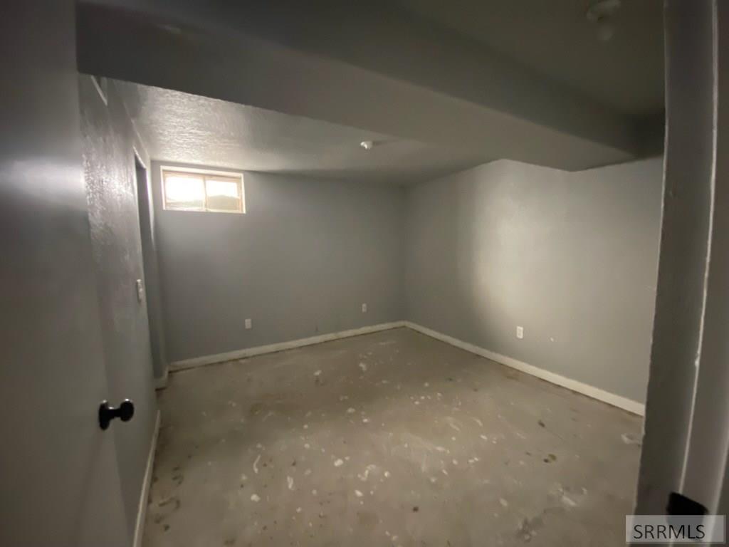 703 North 3800 East Rigby, ID 83442 - Photo 6 of 15