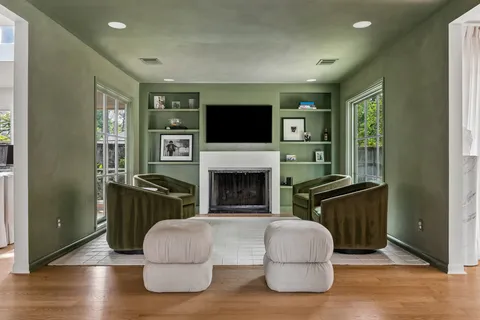 $1,395,000 | 6147 Ella Lee Lane, Houston, TX 77057