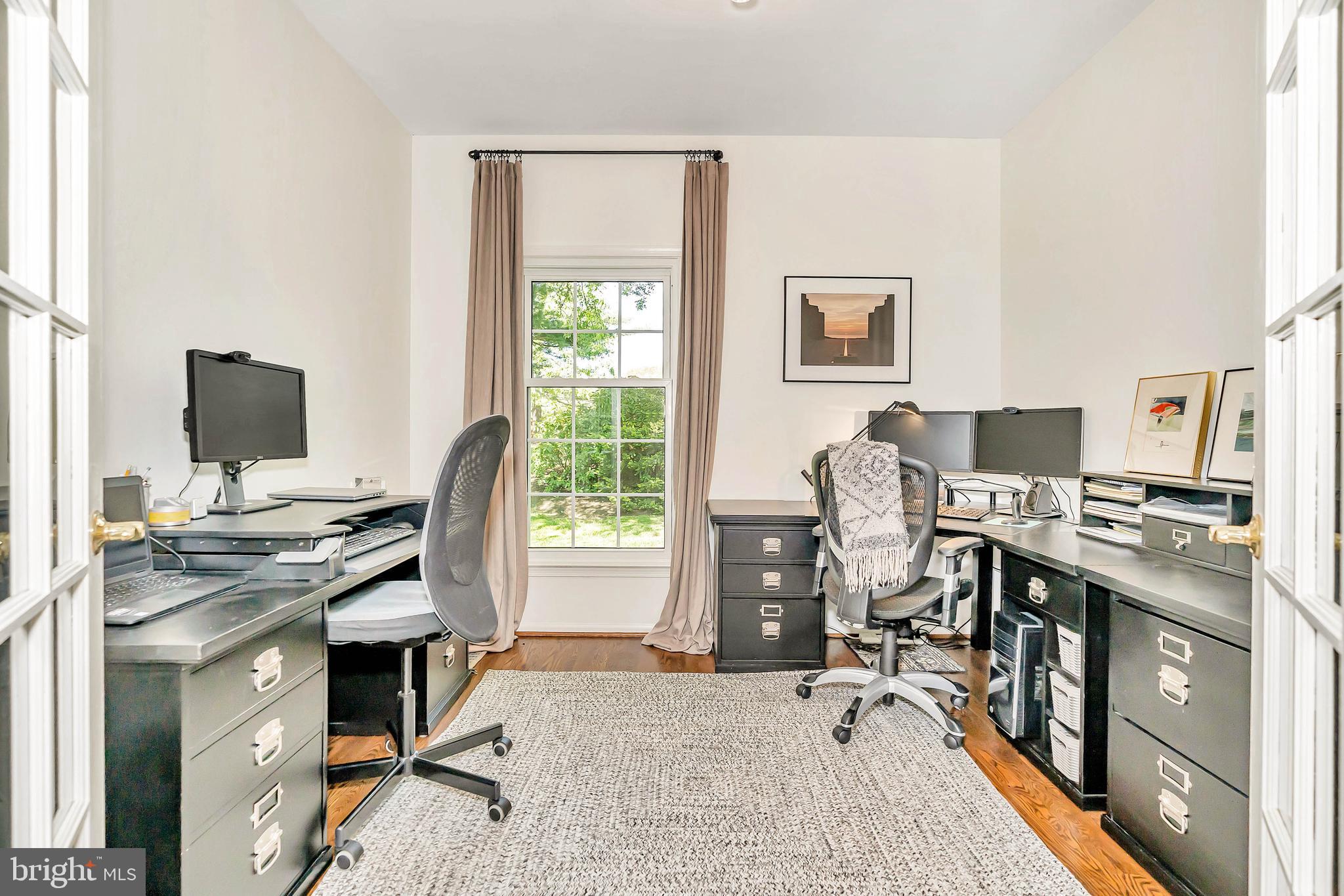 4 Kenwick Road Hockessin, DE 19707 - Photo 16 of 44 Main floor office
